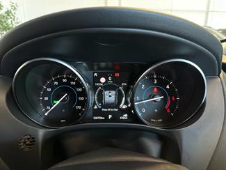 2018 Jaguar F-Pace - Thumbnail