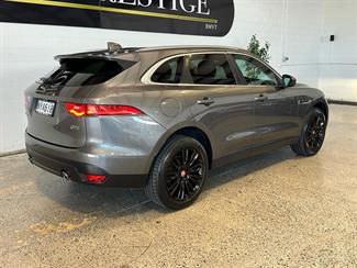 2018 Jaguar F-Pace - Thumbnail