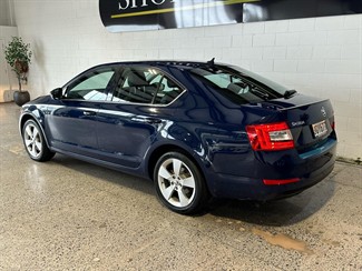 2016 Skoda Octavia - Thumbnail