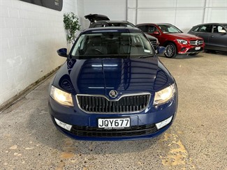 2016 Skoda Octavia - Thumbnail