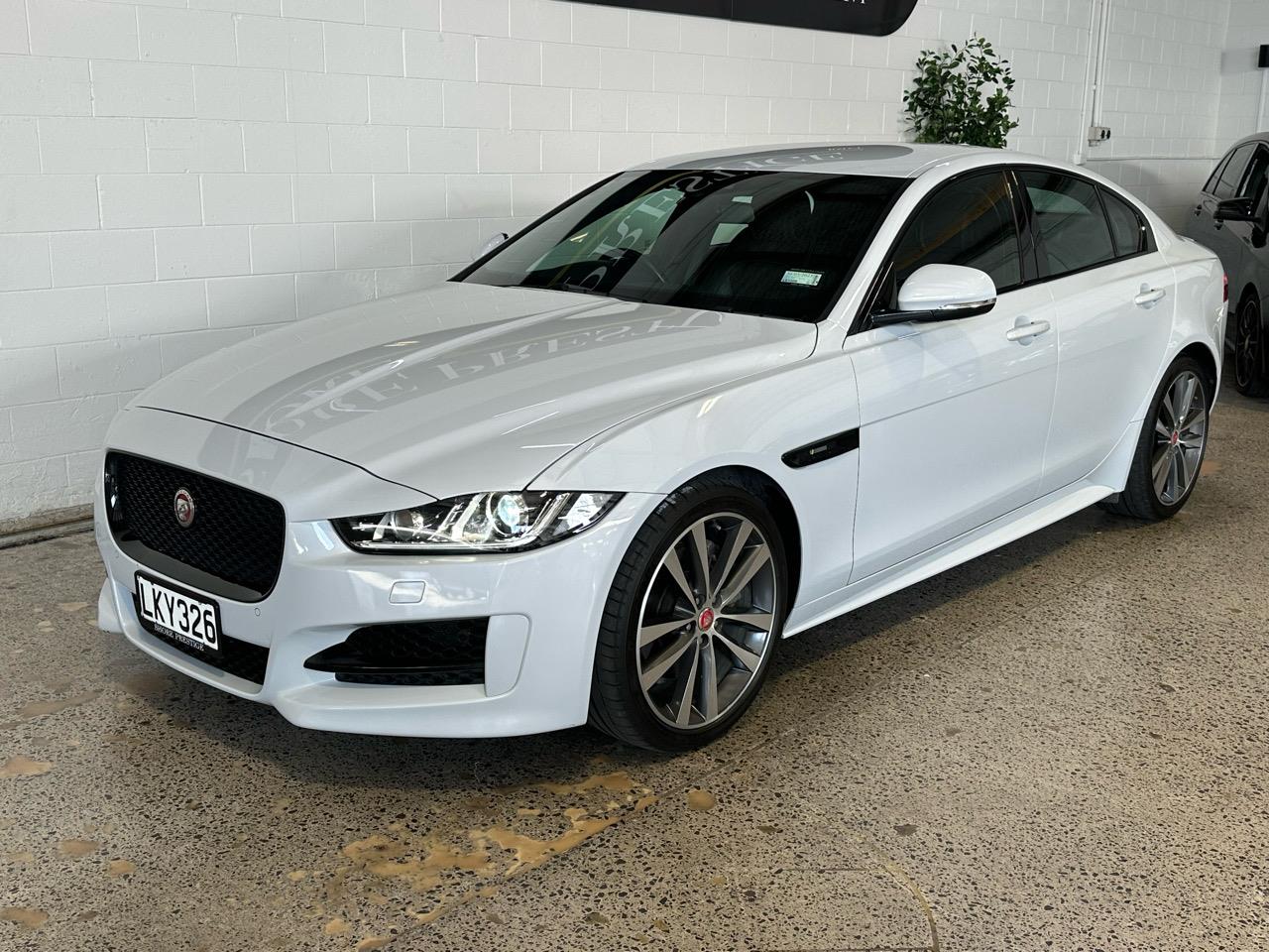 2018 Jaguar XE