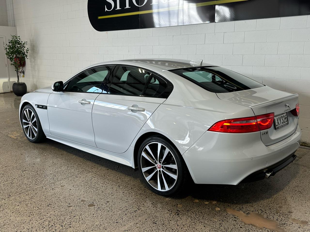 2018 Jaguar XE