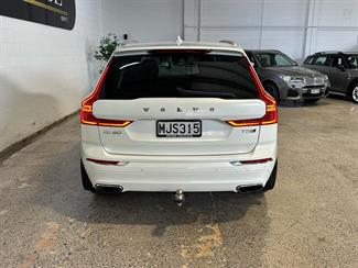 2019 Volvo XC60 - Thumbnail