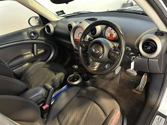 2011 Mini Countryman - Thumbnail