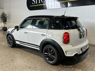 2011 Mini Countryman - Thumbnail