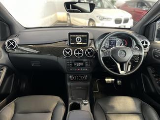 2012 Mercedes-Benz B 180 - Thumbnail