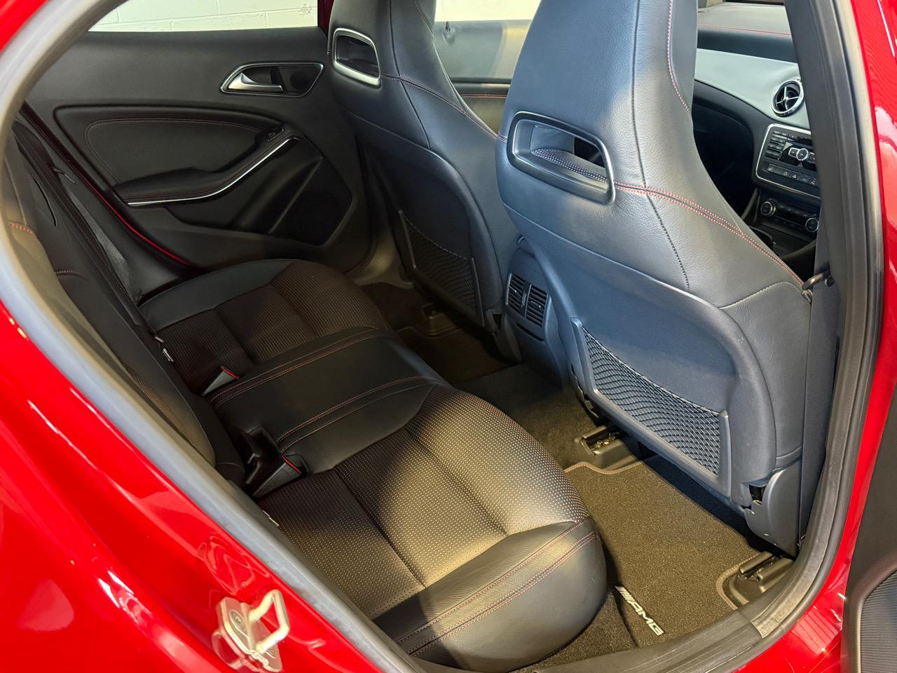 2015 Mercedes-Benz GLA 200