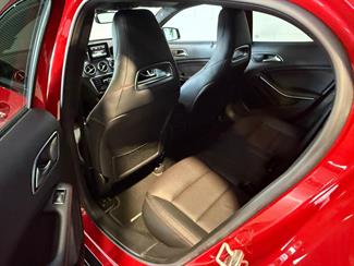 2015 Mercedes-Benz GLA 200 - Thumbnail