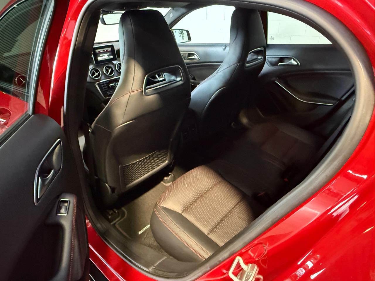 2015 Mercedes-Benz GLA 200