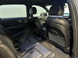 2018 Audi Q7 - Thumbnail