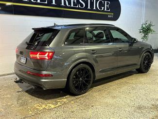 2018 Audi Q7 - Thumbnail