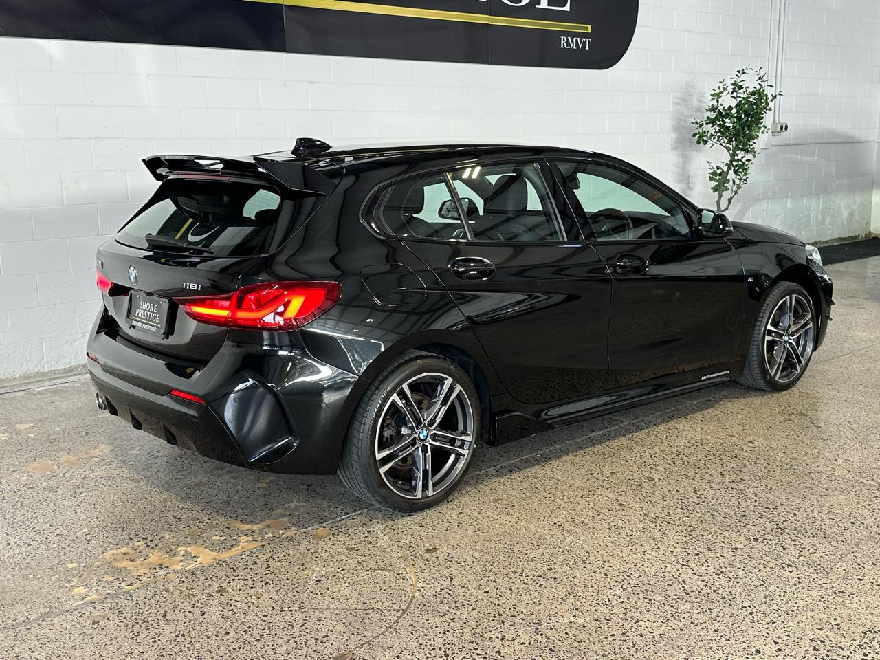 2020 BMW 118i