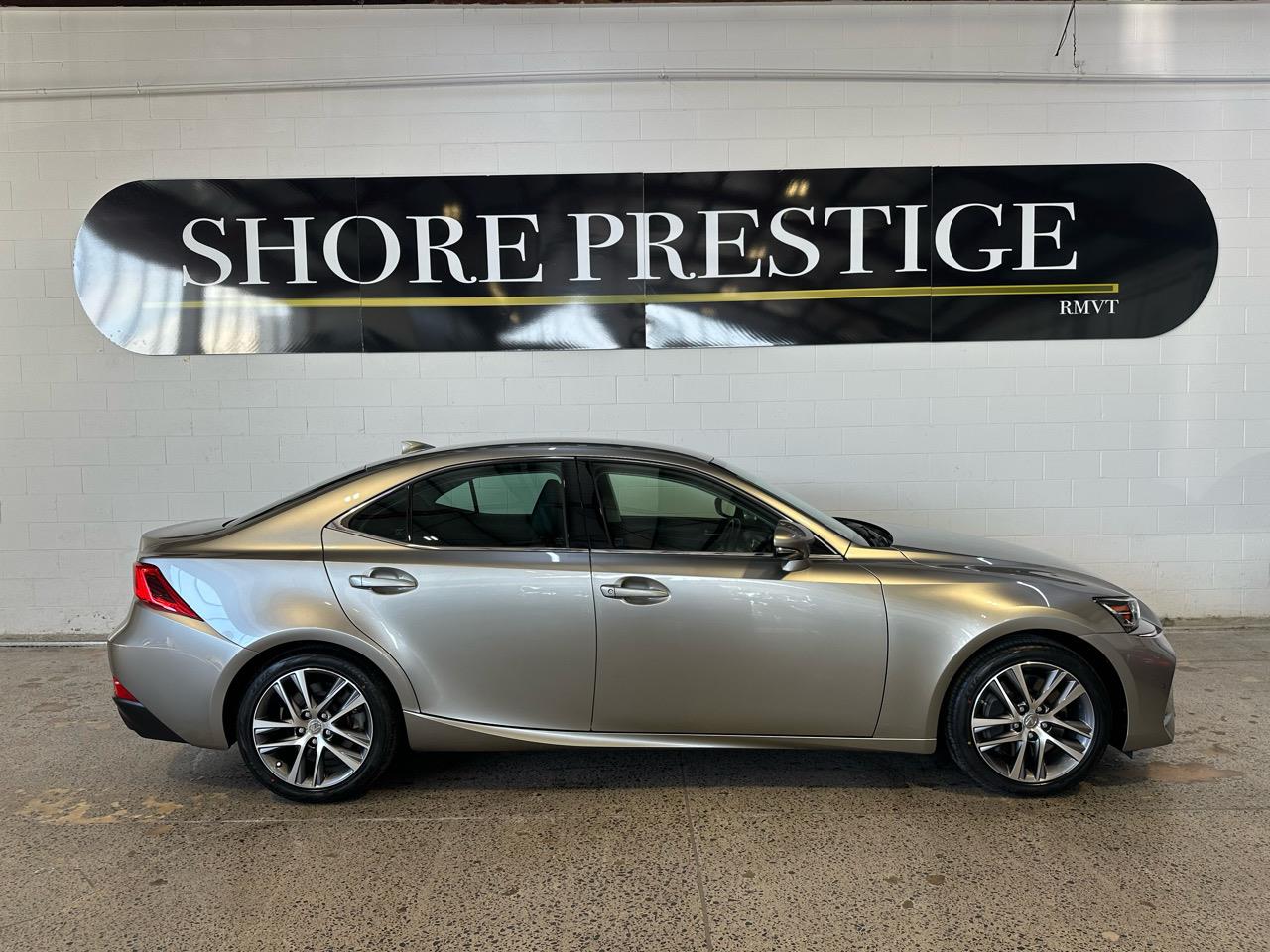 2017 Lexus IS 200t