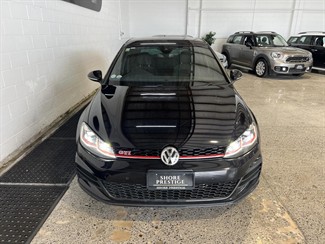 2019 Volkswagen Golf - Thumbnail