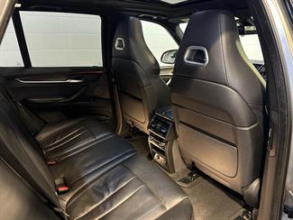 2017 BMW X5 - Thumbnail