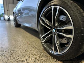 2017 BMW X5 - Thumbnail