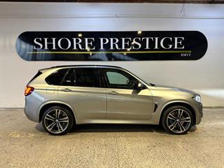 2017 BMW X5 - Thumbnail