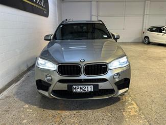 2017 BMW X5 - Thumbnail