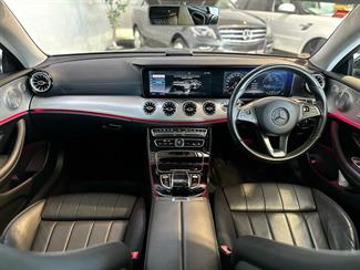 2017 Mercedes-Benz E 200 - Thumbnail
