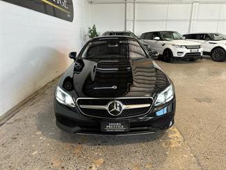 2017 Mercedes-Benz E 200 - Thumbnail