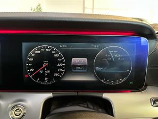 2017 Mercedes-Benz E 200 - Thumbnail