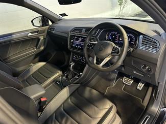 2024 Volkswagen Tiguan - Thumbnail