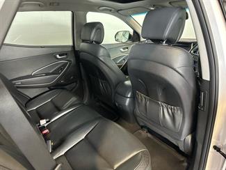 2016 Hyundai Santa Fe - Thumbnail