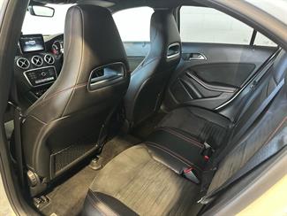 2017 Mercedes-Benz A 180 - Thumbnail