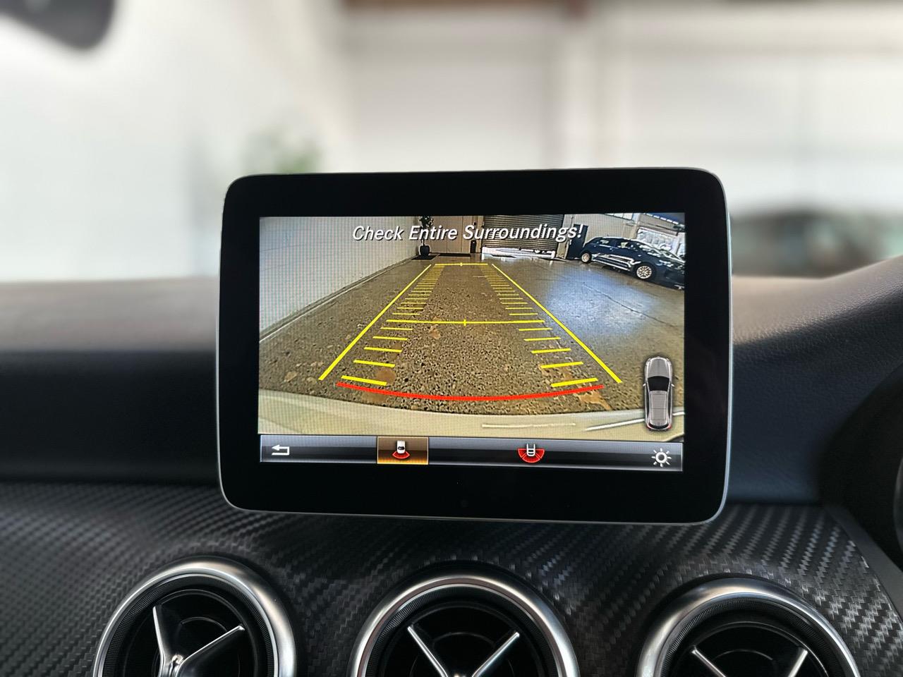 2017 Mercedes-Benz A 180