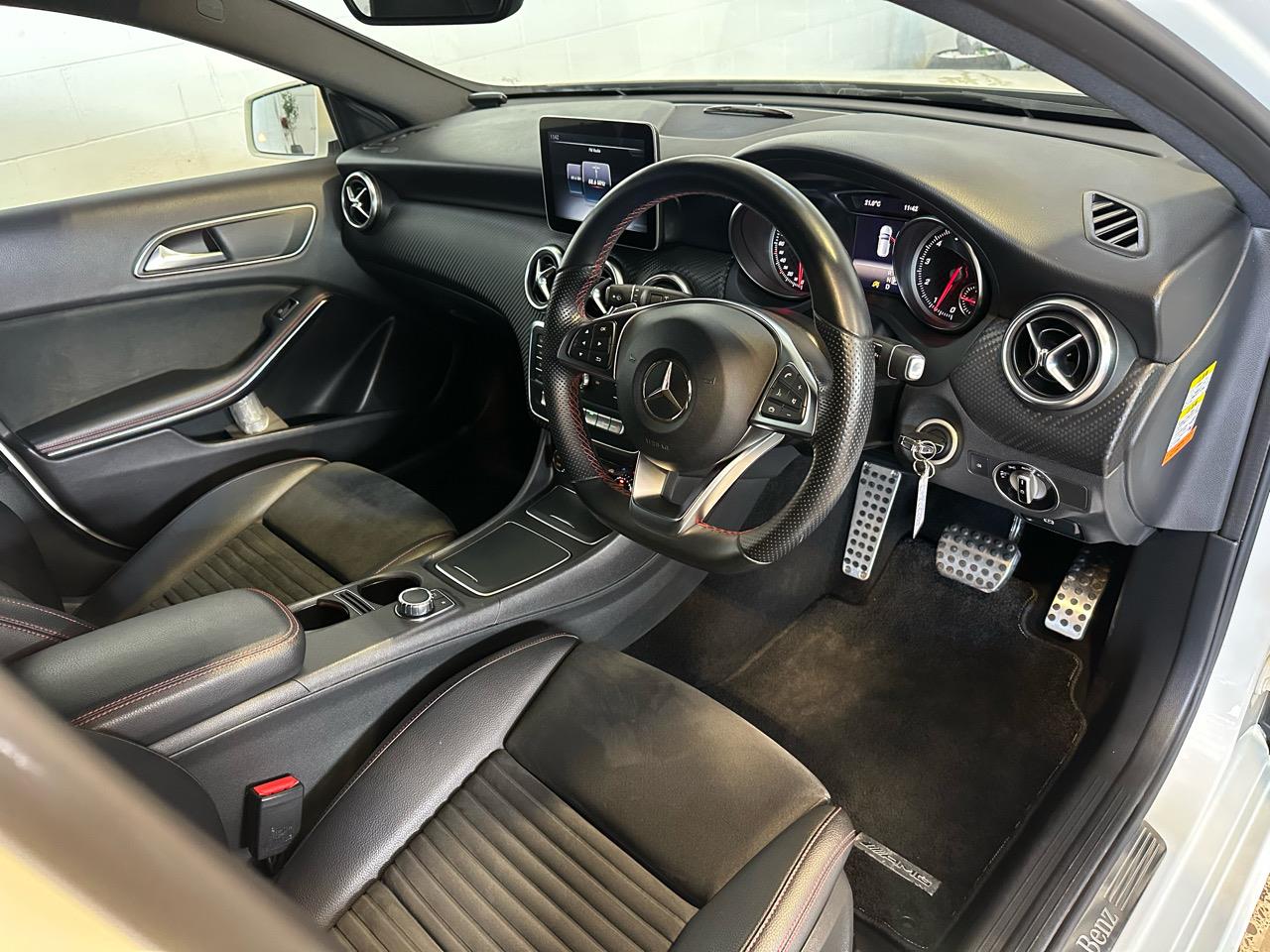 2017 Mercedes-Benz A 180