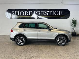 2017 Volkswagen Tiguan - Thumbnail
