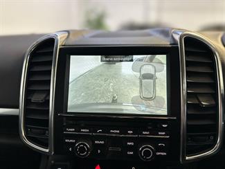 2012 Porsche Cayenne - Thumbnail