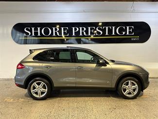 2012 Porsche Cayenne - Thumbnail