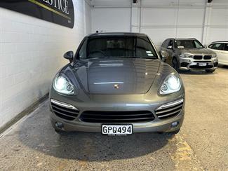 2012 Porsche Cayenne - Thumbnail