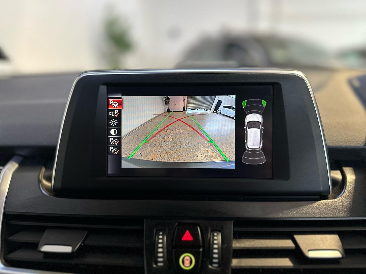 2018 BMW 220i