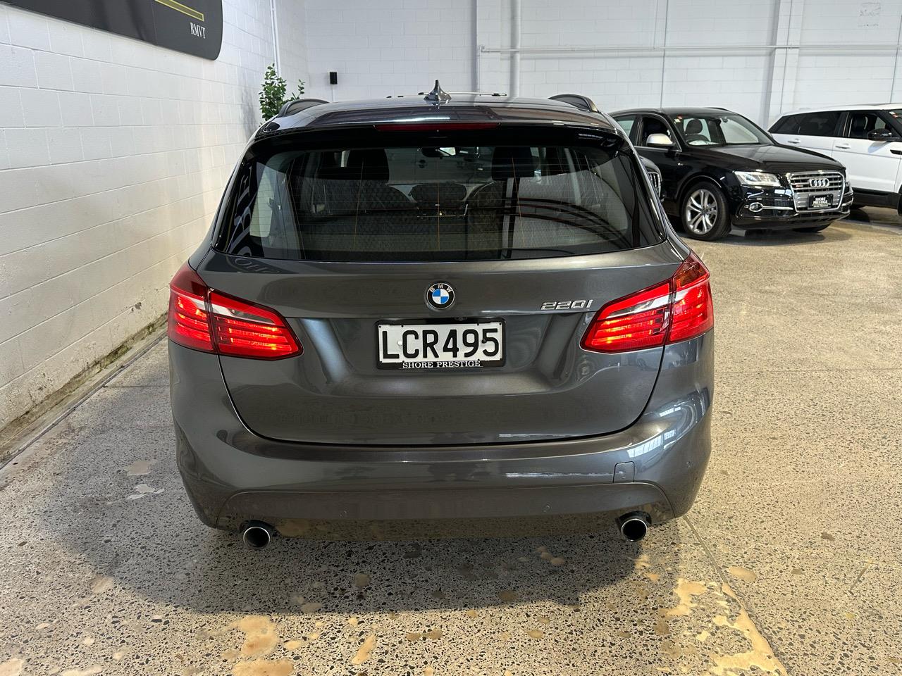 2018 BMW 220i