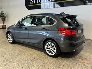 2018 BMW 220i - Thumbnail