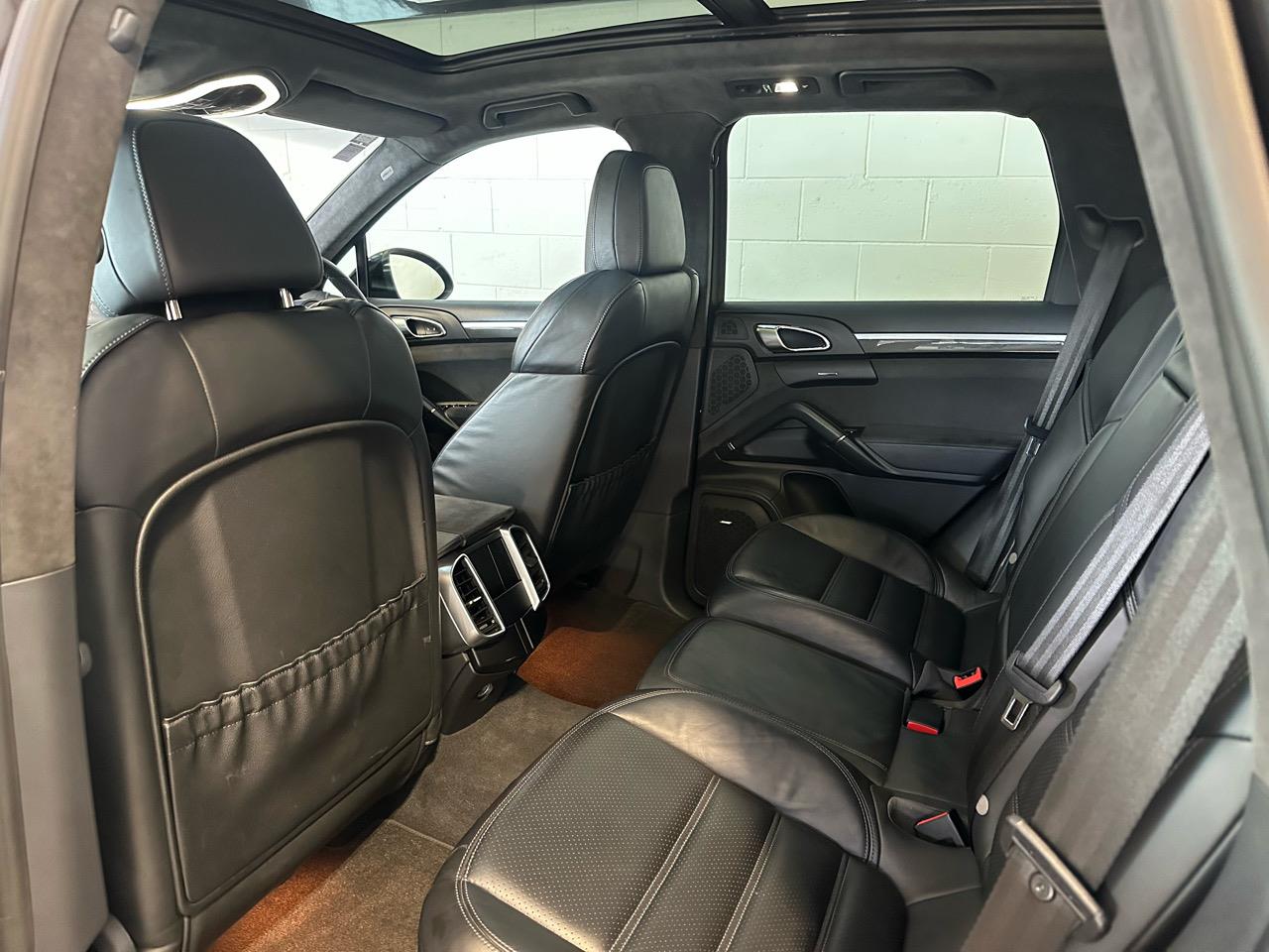 2014 Porsche Cayenne