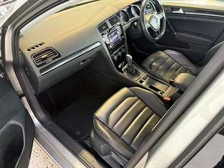 2013 Volkswagen Golf - Thumbnail