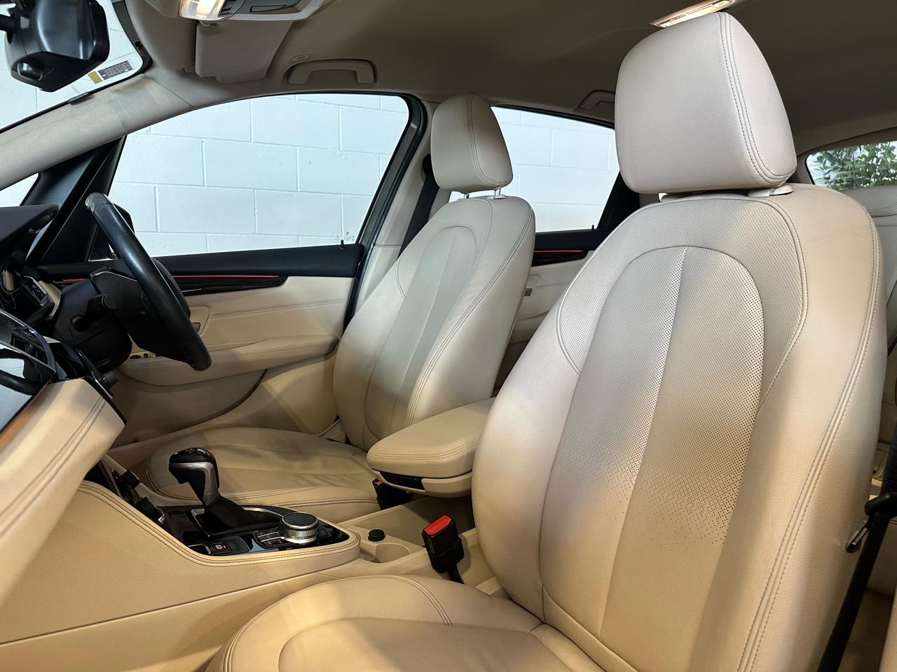 2017 BMW 225xe