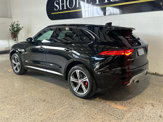 2016 Jaguar F-Pace - Thumbnail