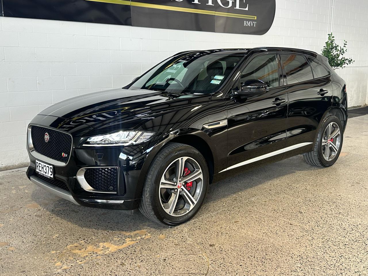 2016 Jaguar F-Pace