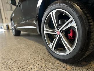 2016 Jaguar F-Pace - Thumbnail