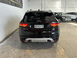 2016 Jaguar F-Pace - Thumbnail