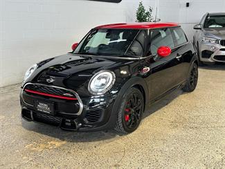 2018 Mini Cooper - Thumbnail
