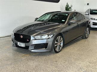 2018 Jaguar XE - Thumbnail