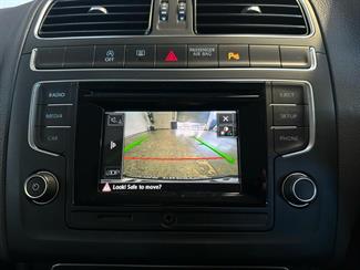 2017 Volkswagen Polo - Thumbnail