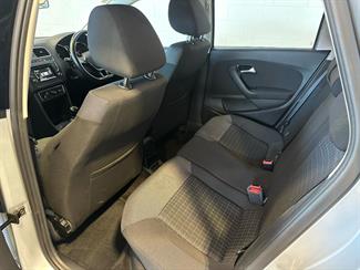 2017 Volkswagen Polo - Thumbnail