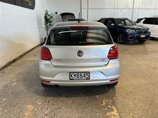 2017 Volkswagen Polo - Thumbnail