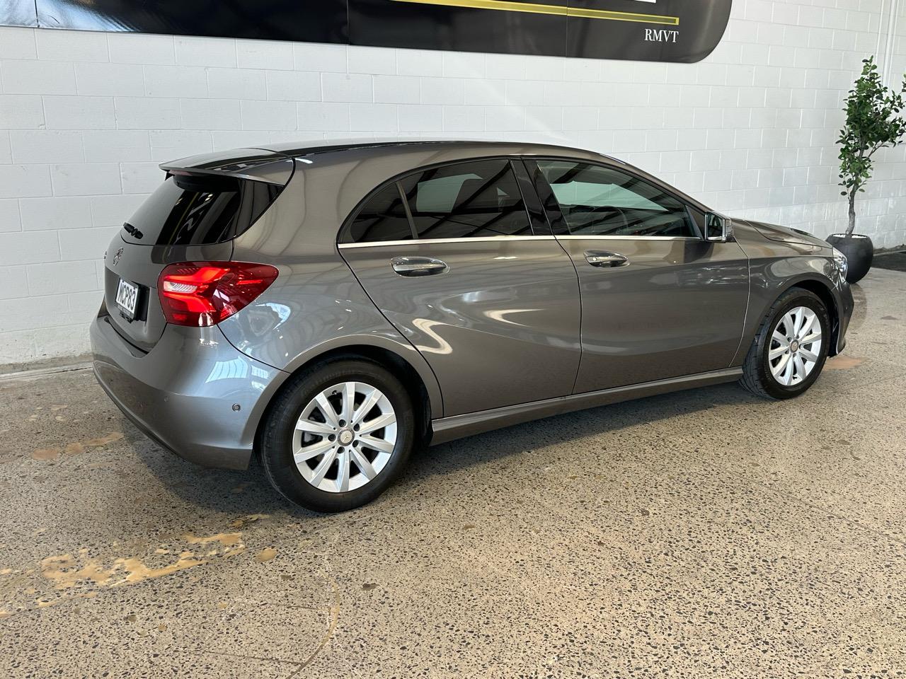 2017 Mercedes-Benz A 180
